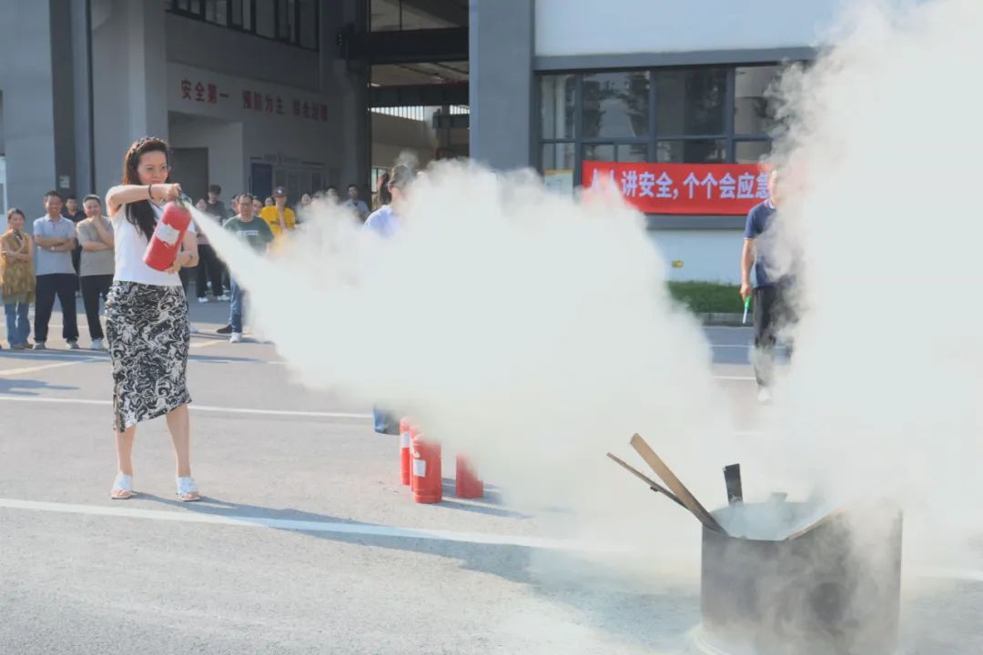 江苏PA直营开展2025年度消防安全演练 江苏PA直营开展2025年度消防安全演练